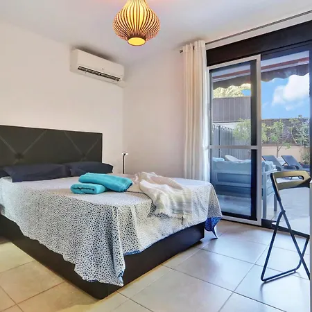 Mocan, Terrace Garden, Garage, Pool, Fiber Apartamento *